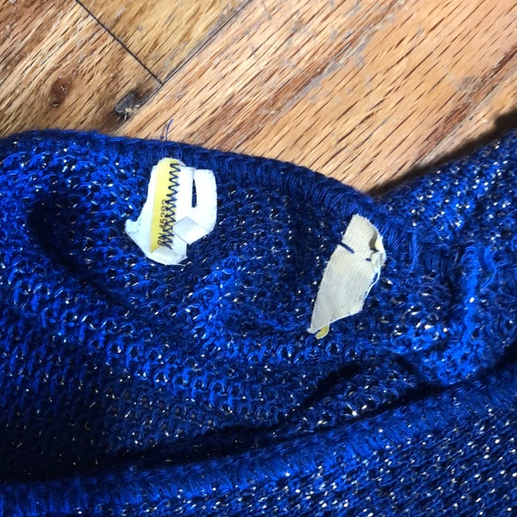 Vintage Sweater - Picture 5 of 6